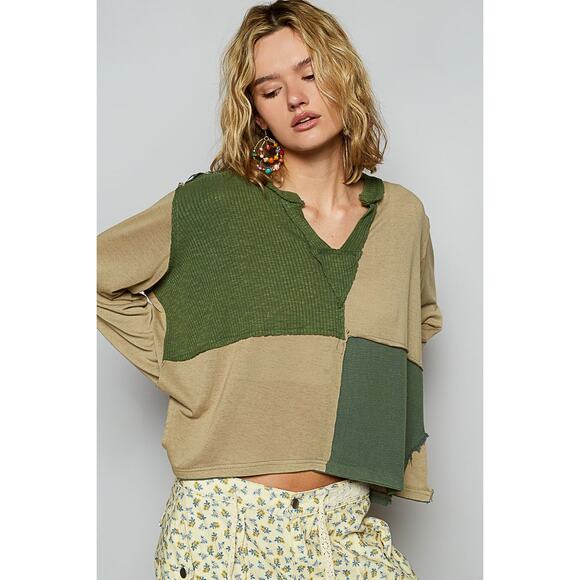 POL Color Block Contrast Notch Neck Long Sleeves Relaxed Fit Top | Matcha Green - Picture 5 of 5